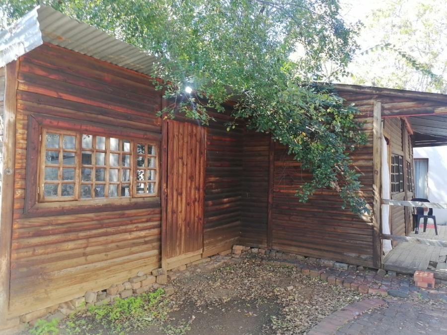 5 Bedroom Property for Sale in Brandwag Free State